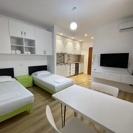 B&e Riviera Vlorë